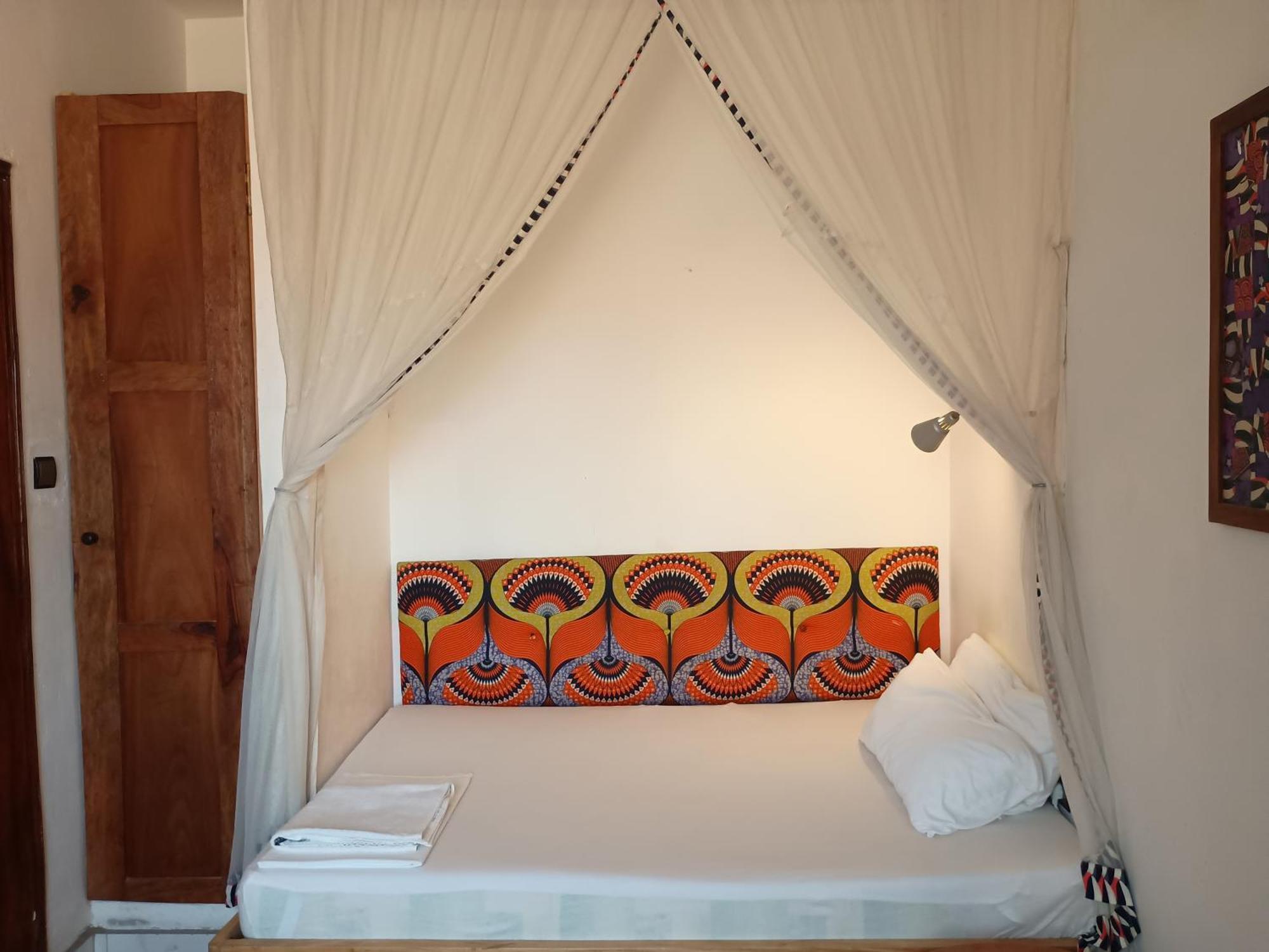 Karls Guesthouse Cotonou Eksteriør billede